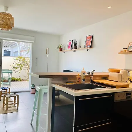 アパート La Petite Genette ラ・ロシェル