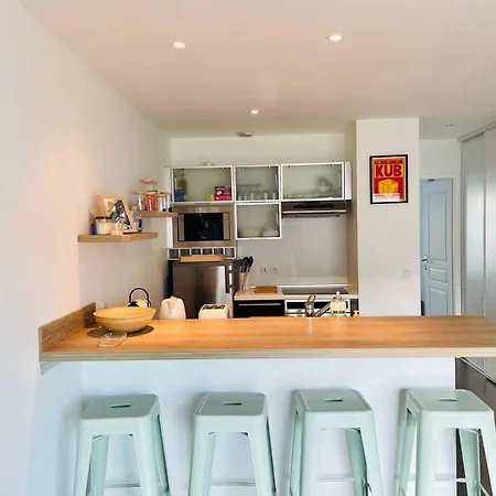 La Petite Genette ラ・ロシェル